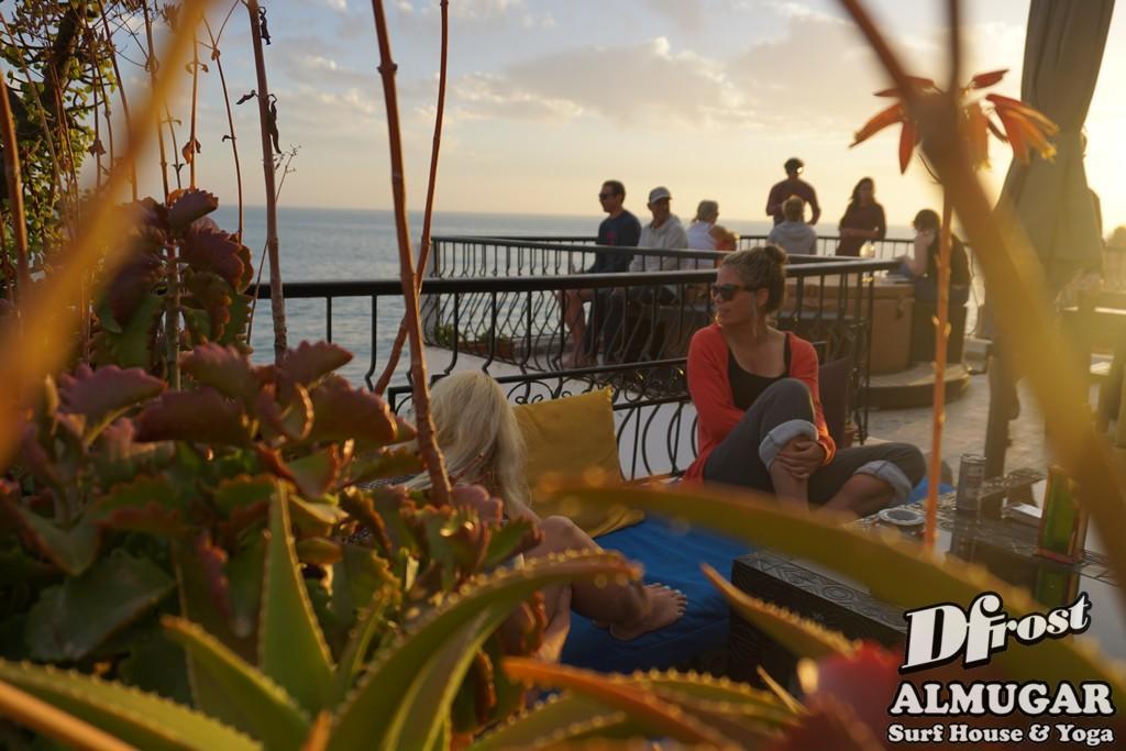 Dfrost Almugar Surf And Yoga Vandrarhem Taghazout Exteriör bild